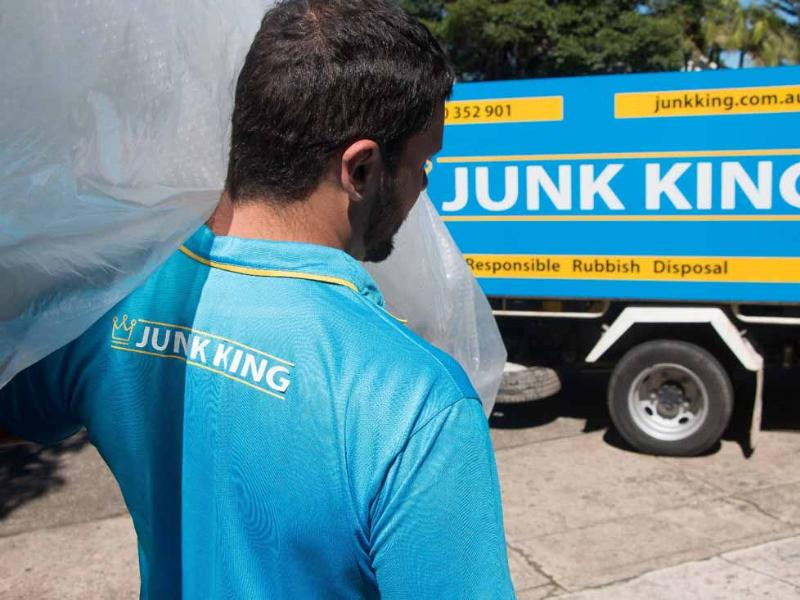affordable-reliable-rubbish-removal-services-junk-king
